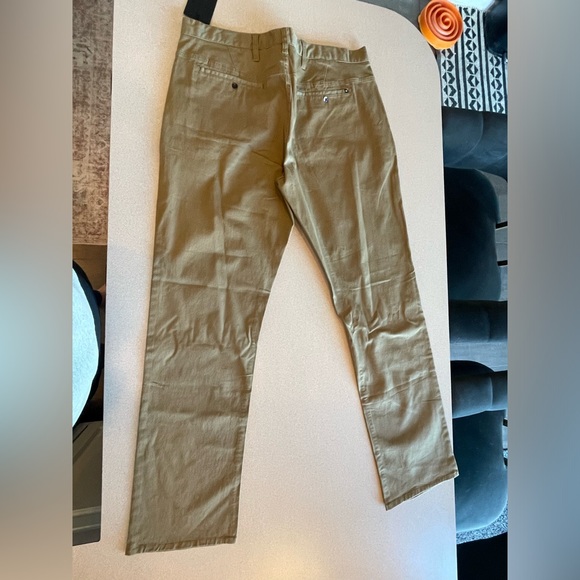 Hurley khaki pants - Picture 2 of 4